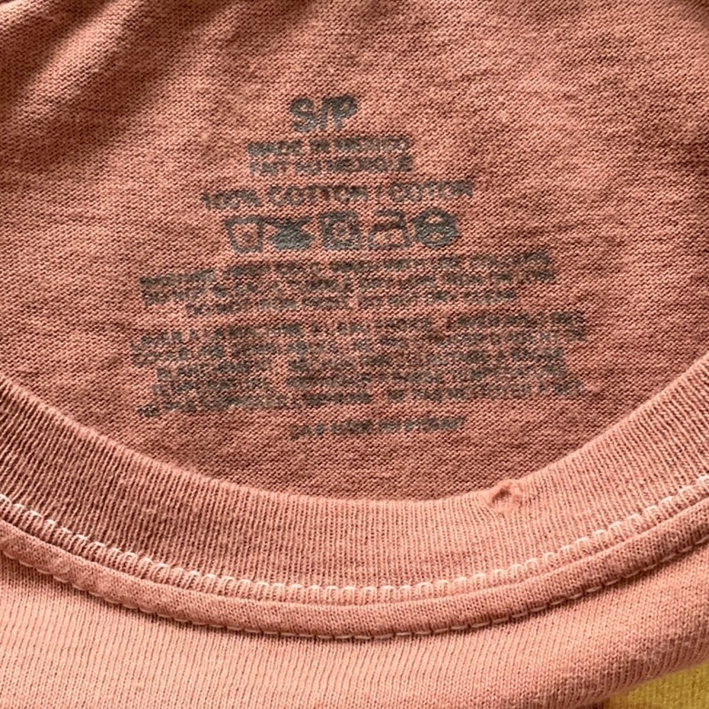 Distressed Graphic T-Shirt Sz Small - Picture 6 of 7